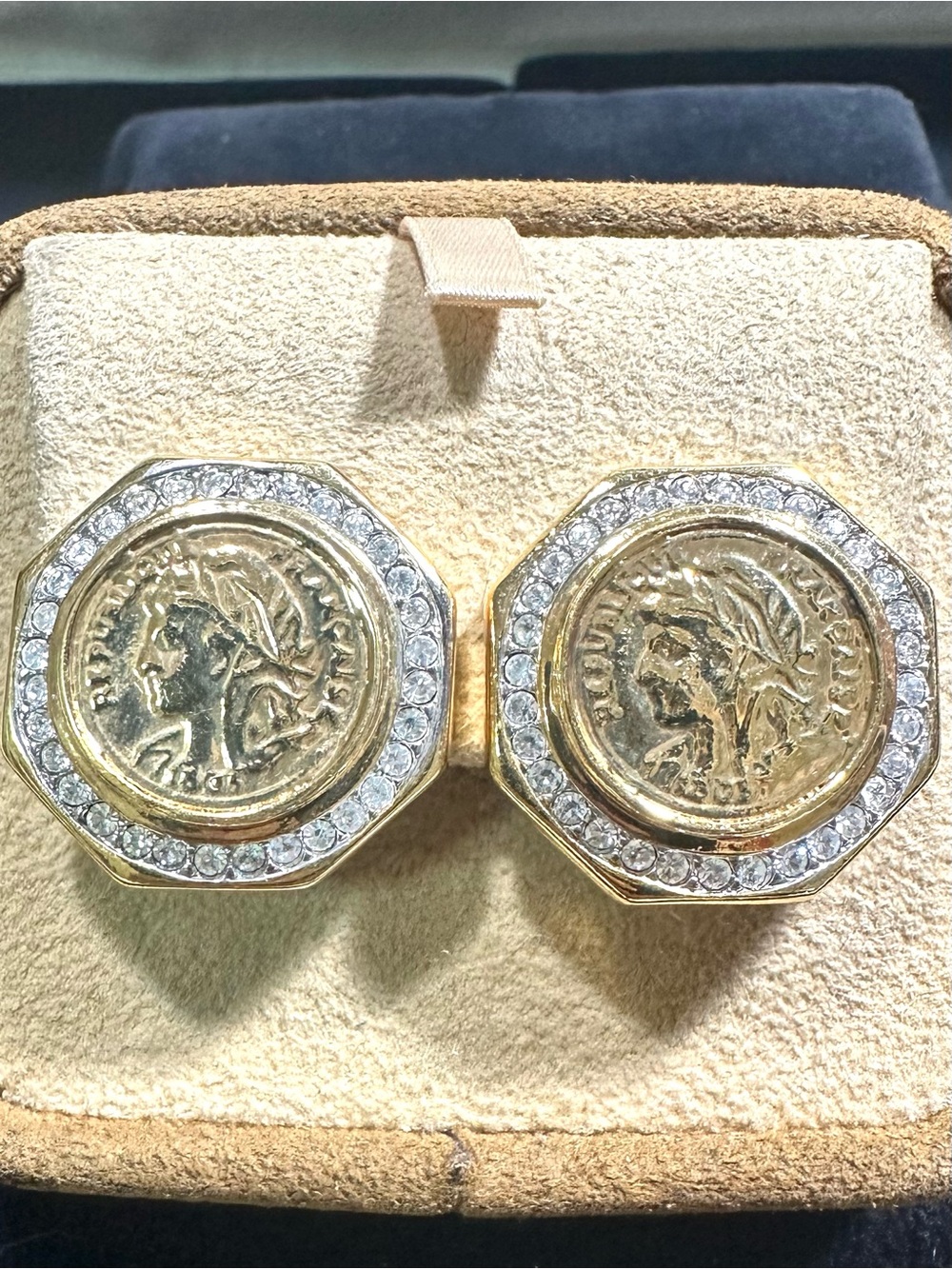 Vtg: Rhinestone Octagon Shaped Coin Style clip On Earrings